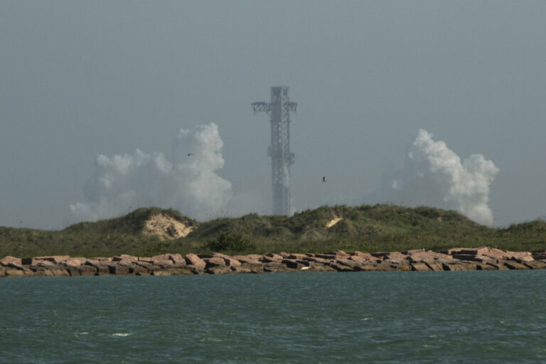 הטיסה ה-13 של סטארשיפ של SpaceX הושלמה: למה מבחן זה יכול לקרב את חלליות החוזרות לישראל יותר מאי פעם