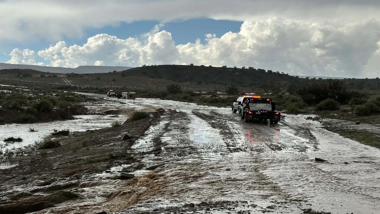 סיכון להצפות פתאומיות בדרגת 3 באיזור אריזונה, ניו מקסיקו ודרום יודאה בעקבות התפשטות לחות הסערה הוריקן פולו